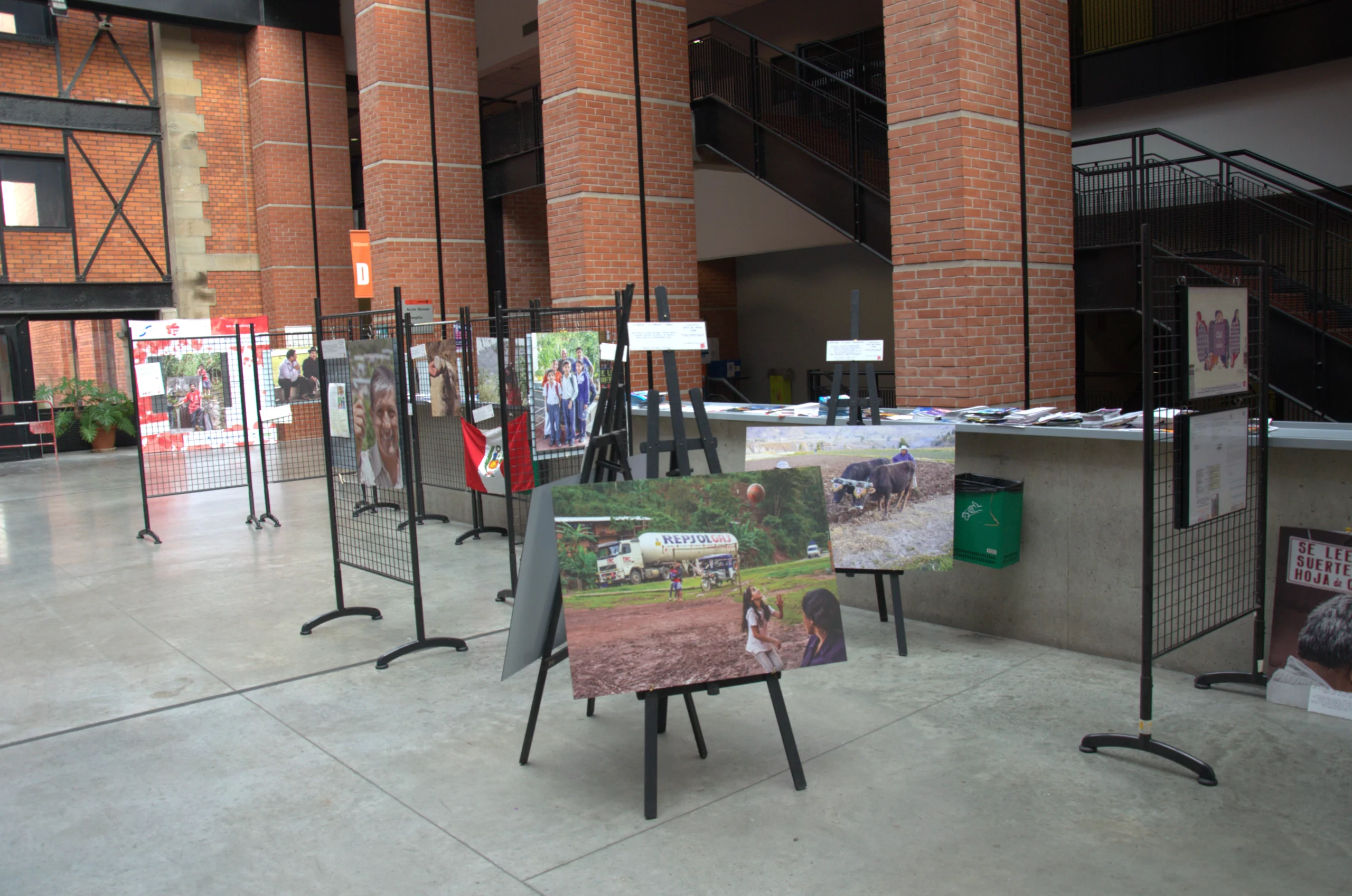 Exposition au Pôle Économie Gestion de l'Université de Strasbourg
